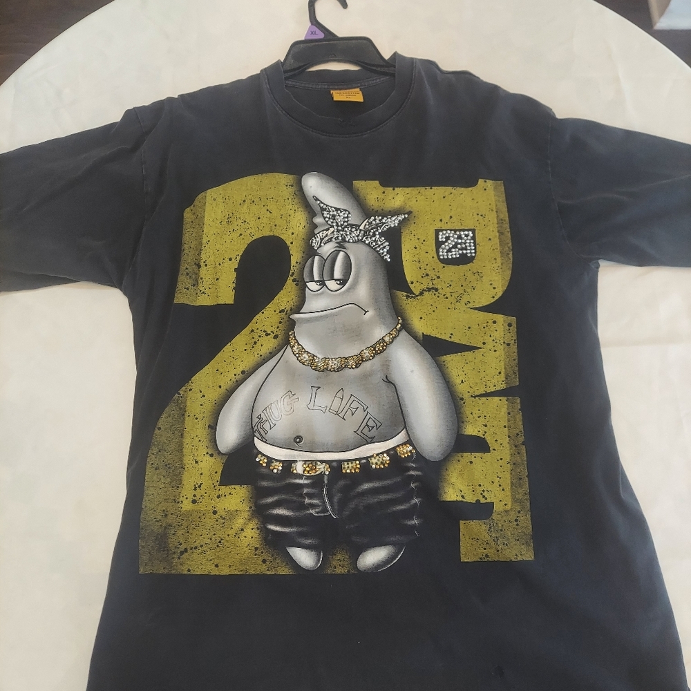 Rare 2009 custom 2Pac (2Pat) XL shirt